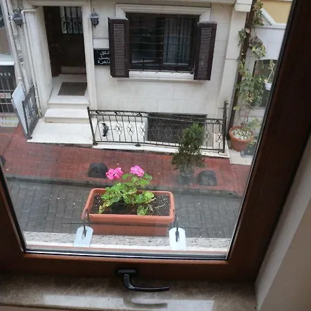 Plussuite Taksim 3* Isztambul